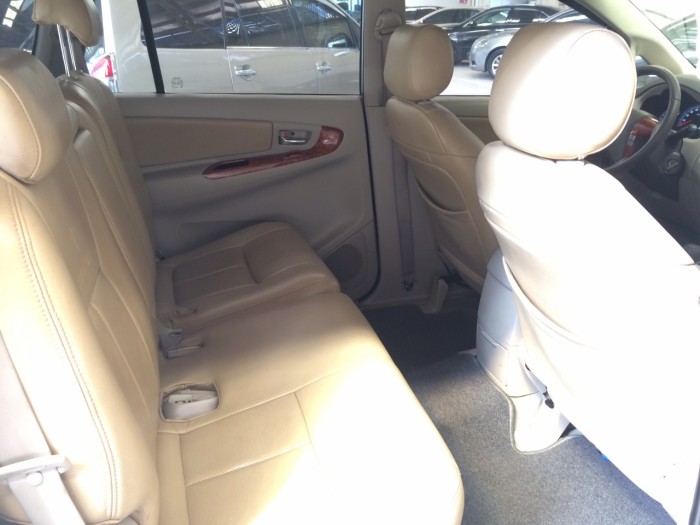 Bán xe cũ Innova 2.0G Tự động 2014, trả góp, giá tốt