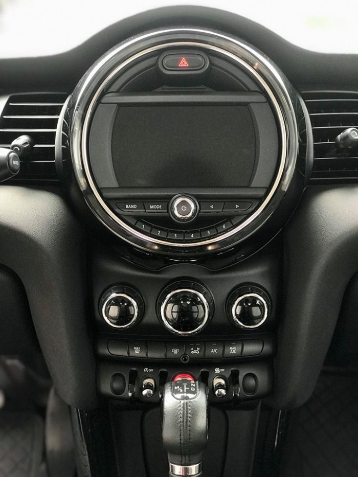 Cần bán gấp xe Mini cooper 2015,màu vàng xịn, xe chở sếp