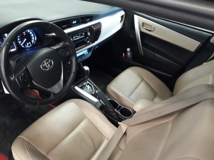 Bán Altis 1.8G Tự động 2017, trả góp, xe lướt giá tốt