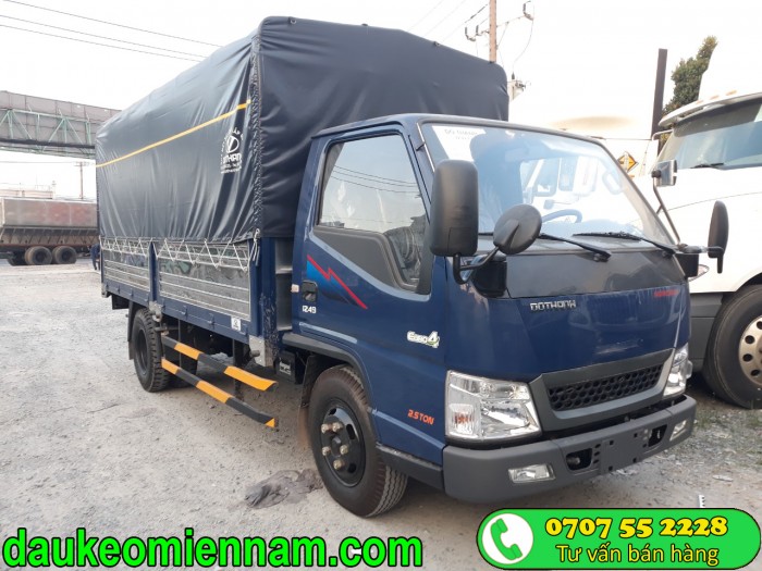 Hái lộc đầu xuân cùng Xe tải Hyundai IZ49 2.4 tấn thùng 4m2 nhận ngay chỉ vàng 9999