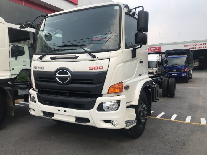 Xe tải Hino 16 tấn thùng mui bạt 9m2