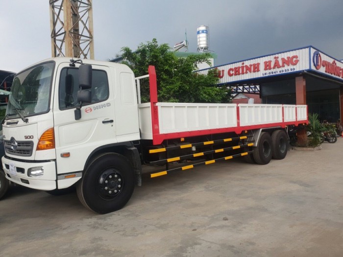 Xe tải Hino 16 tấn thùng lửng dài 9m2