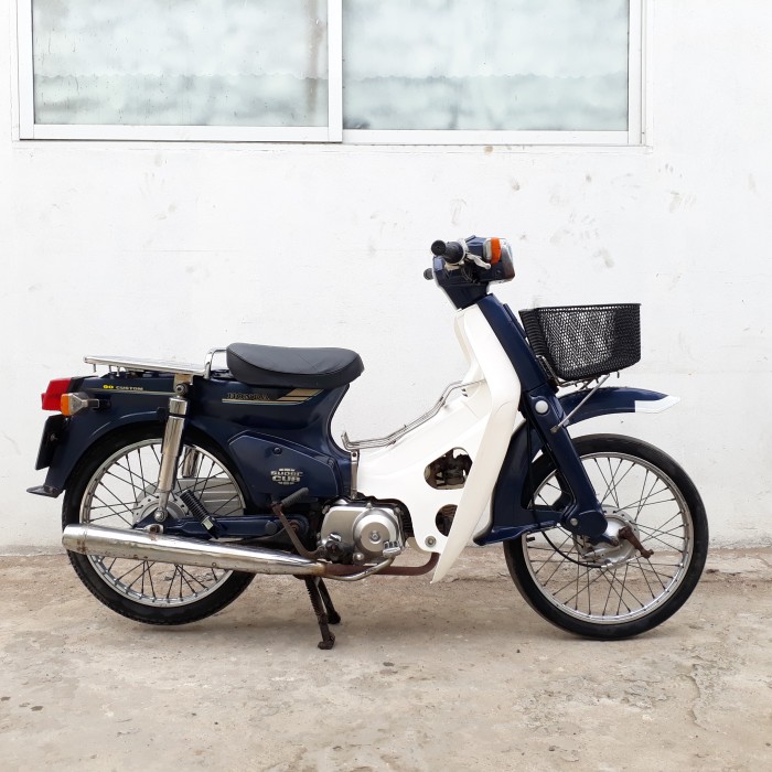 Cub 82 Honda Nhật 90c CỐP NỔI nguyên bản biển 4 số