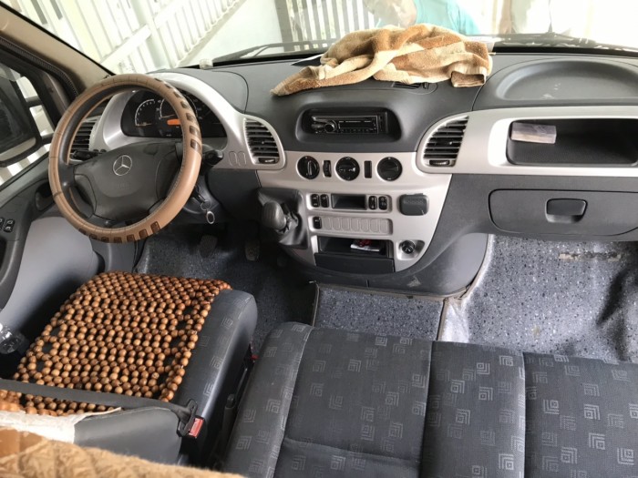 Bán xe Mercedes Sprinter 2012 máy dầu số sàn bản 311 màu xám kem