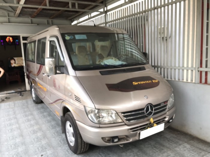 Bán xe Mercedes Sprinter 2012 máy dầu số sàn bản 311 màu xám kem