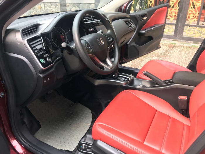 Bán Honda City 2018 màu đỏ đô tự động xe như mới đẹp.