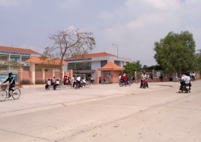 Bán nhà mặt tiền QL13 tại Thị Xã Thuận An, Bình Dương.
