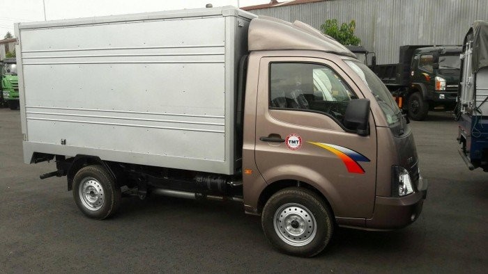 xe tải tata thùng kín 1t2