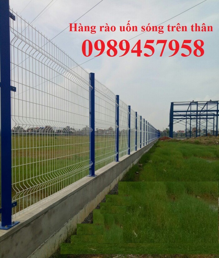 Hàng rào uốn sóng trên thân phi 5 ô 50x150, 50x200 giá tốt nhất tại Hà Nội0