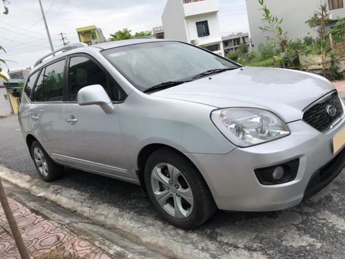 Bán nhanh xe Carens 2016 số sàn màu xám bạc đẹp nguyên zin như mới
