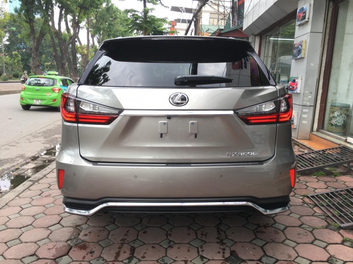 Cần bán Lexus RX 350L 07 chỗ đời 2018, màu xám (ghi), nhập khẩu nguyên chiếc Mỹ