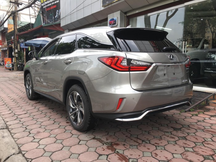 Cần bán Lexus RX 350L 07 chỗ đời 2018, màu xám (ghi), nhập khẩu nguyên chiếc Mỹ