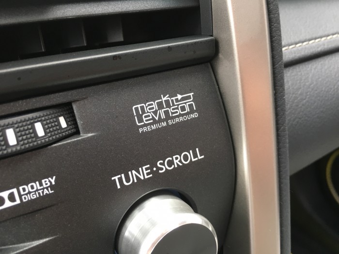 Cần bán Lexus RX 350L 07 chỗ đời 2018, màu xám (ghi), nhập khẩu nguyên chiếc Mỹ