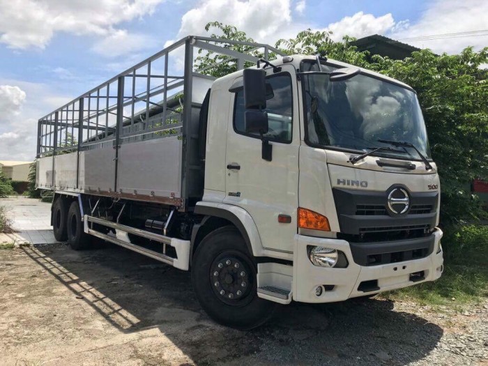 HINO 3 chân15 tấn thùng INOX bửng nhôm dài 9m2 giá tốt