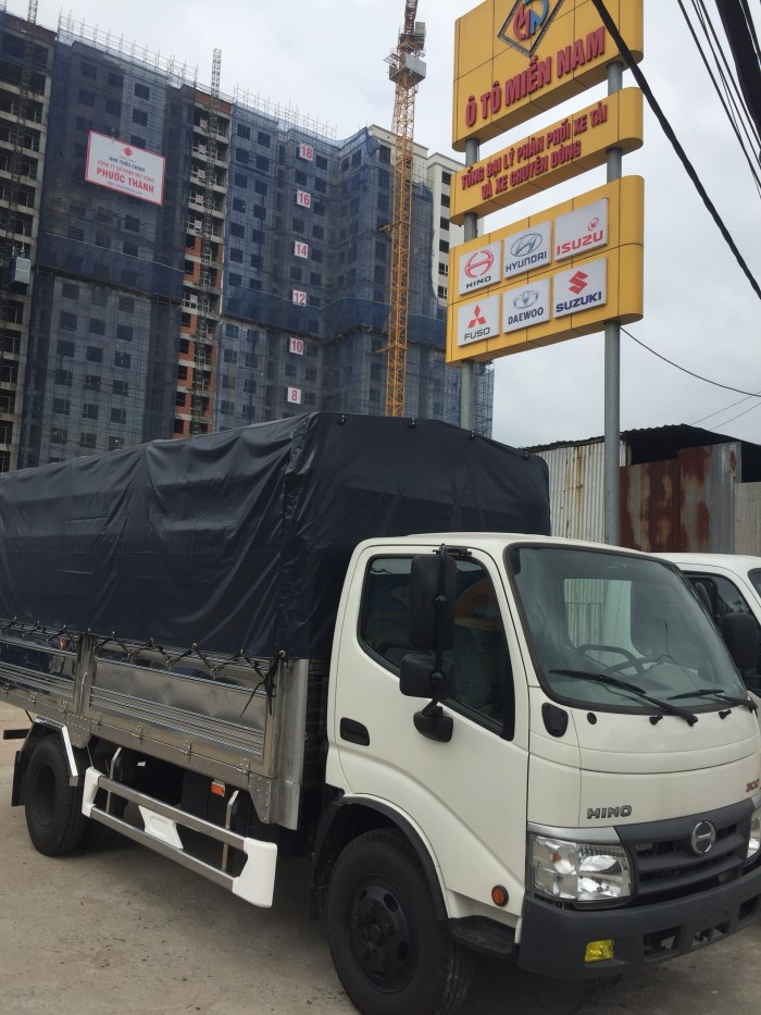HINO tải 1.9 tấn thùng dài 4m5 giá rẻ bất ngờ