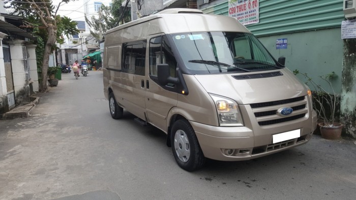 Cần bán gấp Ford Transit 2010 màu vàng cát máy dầu