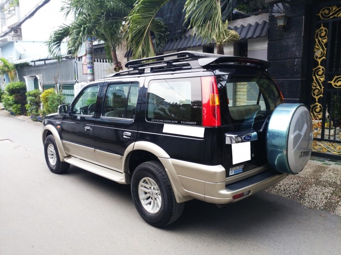 Cần tiền bán Everest sx2007, màu đen than, số sàn, máy dầu