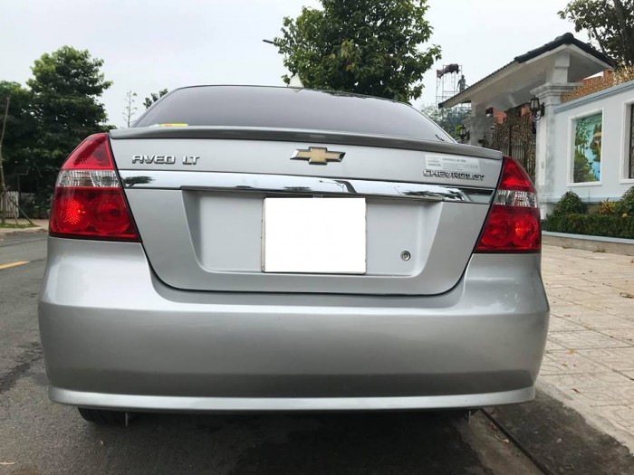 Chevrolet Aveo 2016 màu bạc số sàn,xe dùng kỹ