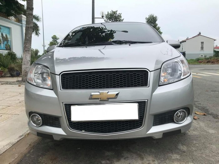Chevrolet Aveo 2016 màu bạc số sàn,xe dùng kỹ