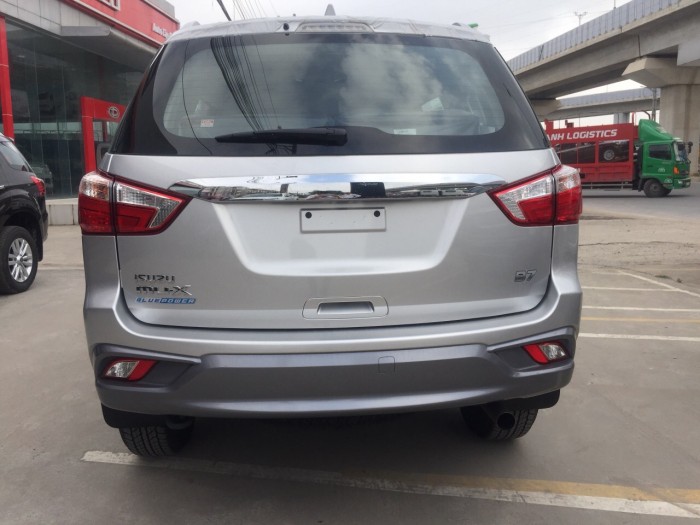 Giá xe Isuzu Mux 2018 mới nhất miền bắc.