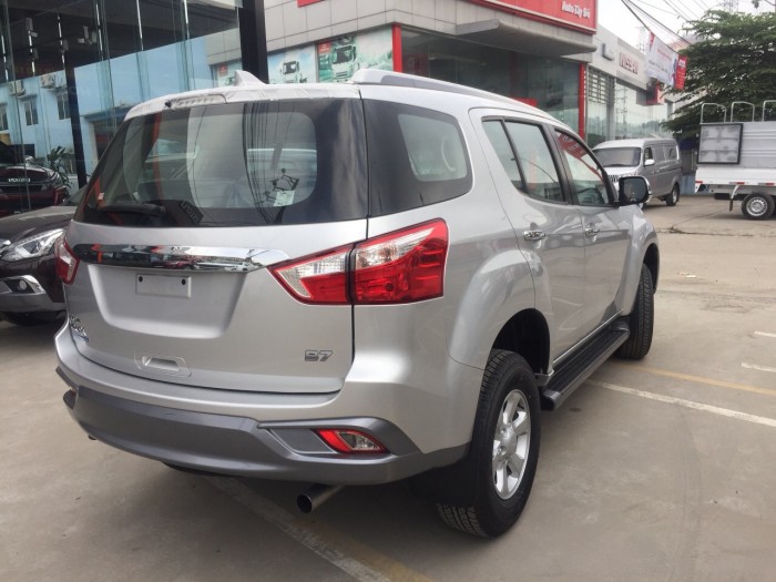 Giá xe Isuzu Mux 2018 mới nhất miền bắc.