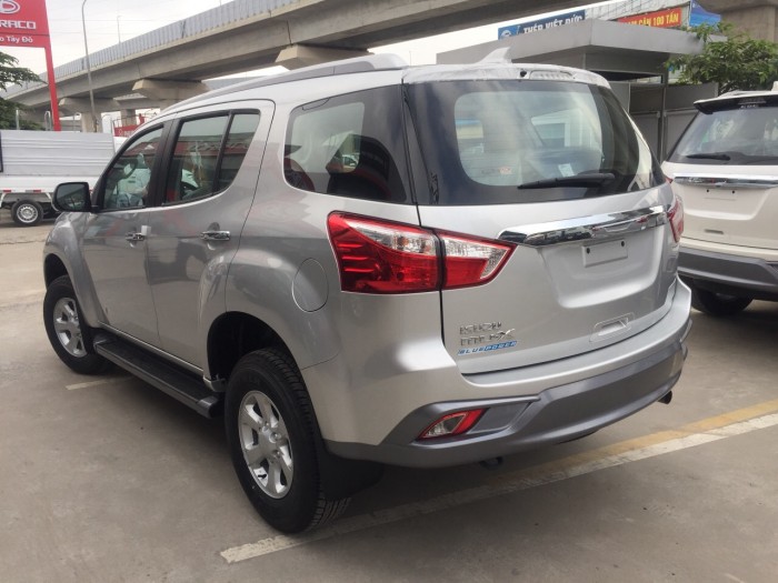 Giá xe Isuzu Mux 2018 mới nhất miền bắc.