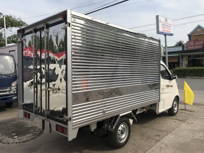 Xe tải 990kg tera100 thùng dài 2m8