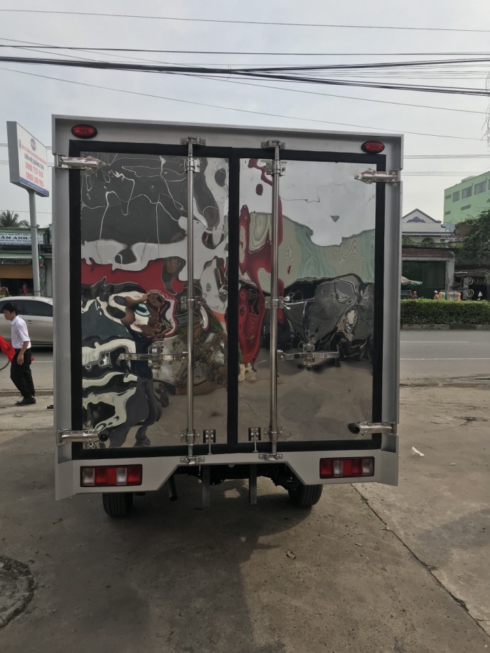 Xe tải 990kg tera100 thùng dài 2m8