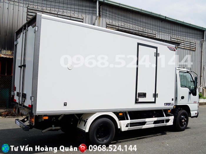 Xe đông lạnh Isuzu 2018 Euro 4, thùng dài 4.2m hỗ trợ vay ngân hàng 80%.