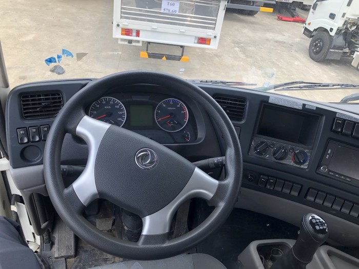 Xe tải Dongfeng yc310 4 chân 2017 nhập khẩu tải trọng 17t9/17tan9/17,9t/17.9t thùng 9m5 mới 100%
