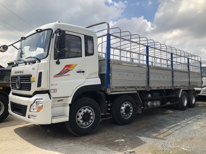 Xe tải Dongfeng yc310 4 chân 2017 nhập khẩu tải trọng 17t9/17tan9/17,9t/17.9t thùng 9m5 mới 100%