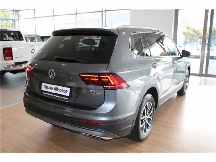 [TRẢ TRƯỚC 350TR] Xe gầm cao 7 chỗ Volkswagen Tiguan 2.0 turbo nhập Đức, dáng đẹp, giá tốt, rất hot, đủ màu