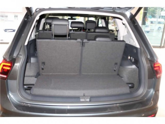 [TRẢ TRƯỚC 350TR] Xe gầm cao 7 chỗ Volkswagen Tiguan 2.0 turbo nhập Đức, dáng đẹp, giá tốt, rất hot, đủ màu