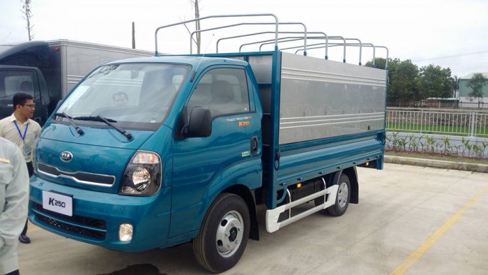 Xe Tải KIA K250 Giá Cạnh Tranh. Gia xe Ngay. Trả Góp Lên Tới 80% Giá Trị Xe