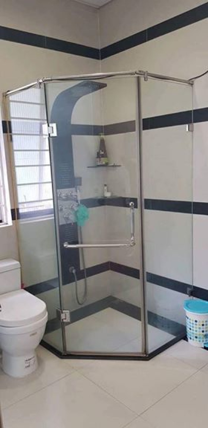 Tôi cần bán nhà phố Tôn Đức Thắng  DT 35M2 ,5Tầng, MT 4M