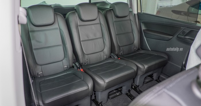 Volkswagen Sharan 2.0 turbo 7 chỗ, cho gia đình, sang trọng, full option, của trời.