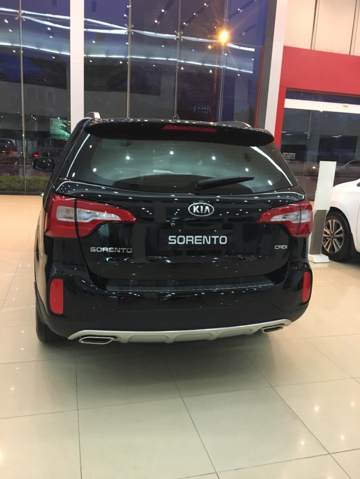 KIA Sorento 2018 - động cơ CRDI 2.2 bền bỉ khỏe khoắn, giao xe ngay