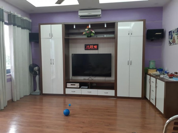 Bán nhà làng Việt Kiều Châu Âu Hà Đông 50m2 5 T vỉa hè KD