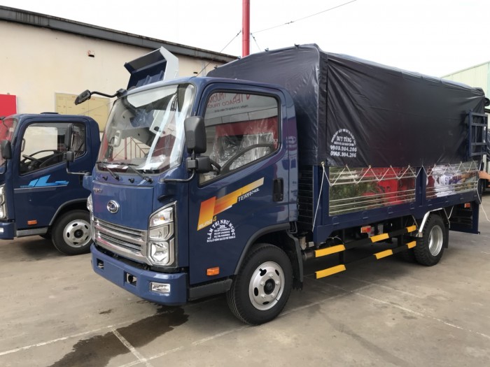 Xe tải thùng mui bạt thùng dài 4m3 , tera240L trả góp chỉ từ 80 triệu