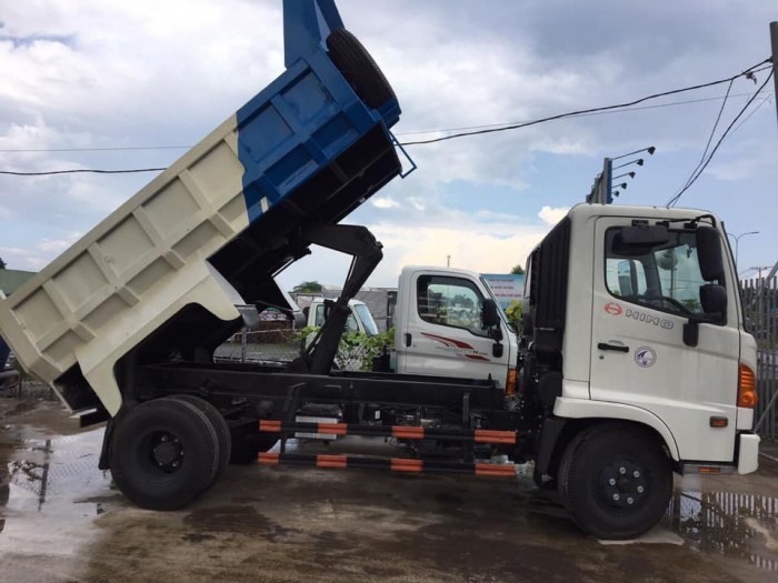 HINO ben tự đổ 6.4 tấn(5 khối)  giá rẻ