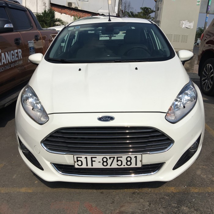 Fiesta Titanium 2017, 1.5, AT, màu trắng, xe demo cty đẹp như mới