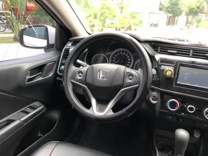 Honda City sản xuất 2018 cá nhân chính chủ nữ mua từ mới đi cực ít gần như mới