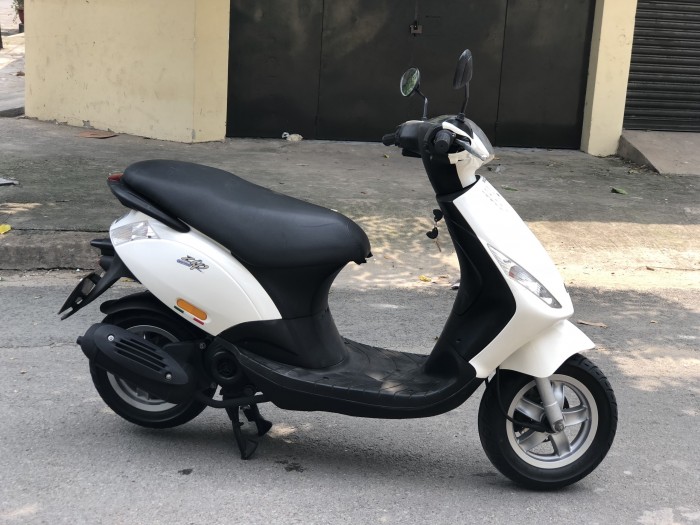 Piaggio Zip 100mua 2014,màu trắng,mới tính,ít đi