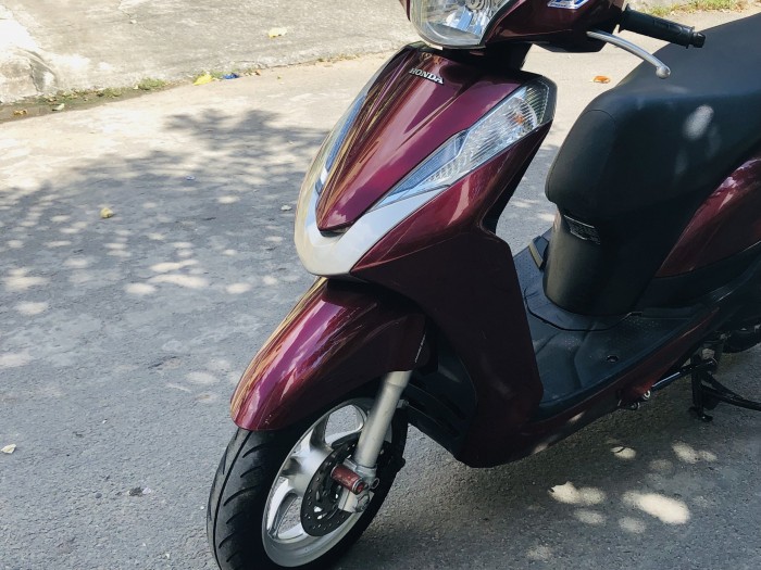 Honda Lead 125 Fi mua 2015, ít đi, đẹp, dán keo, 97%