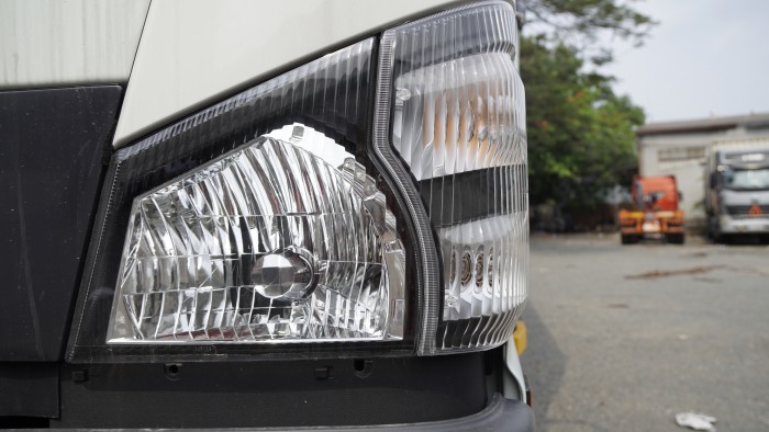 Bán xe tải Isuzu QKR77HE4 tải trọng 1,9 tấn, trả trước 60 triệu nhận xe ngay,chất lượng cực tốt giá cực mềm