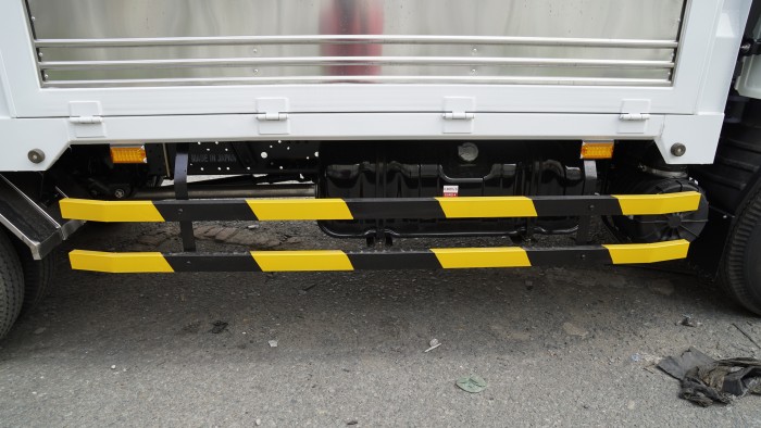 Bán xe tải Isuzu QKR77HE4 tải trọng 1,9 tấn, trả trước 60 triệu nhận xe ngay,chất lượng cực tốt giá cực mềm