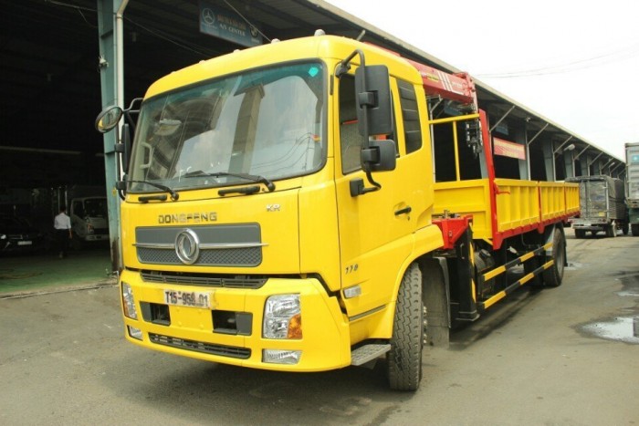 Xe tải gắn cẩu Dongfeng B170, Xe tải 8 Tấn gắn cẩu Sany 5 tấn 4 khúc