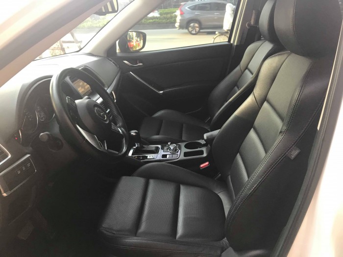 Cần bán Mazda CX 5 sản xuất năm 2016, màu trắng,