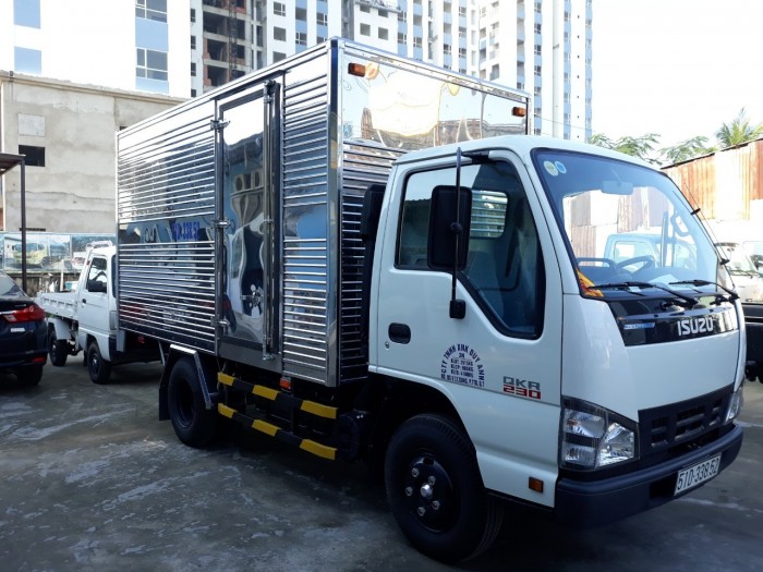 ISUZU 1.4 - 1.9 - 2.5 tấn thùng dài 3.6m GIÁ RẺ