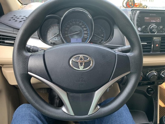 Bán Toyota Vios 2017 bản E số sàn. Xe màu trắng ngọc trai